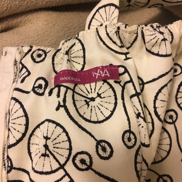 Dress - Picture 7 of 7